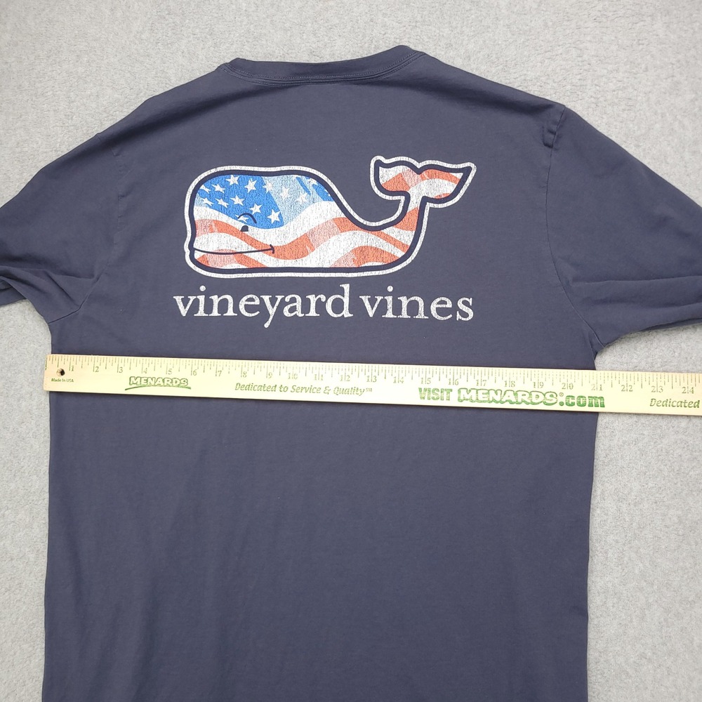 Vineyard Vines Long Sleeve Pocket‎ T Shirt Men's Medium Patriotic Whale Graphic - Picture 10 of 15